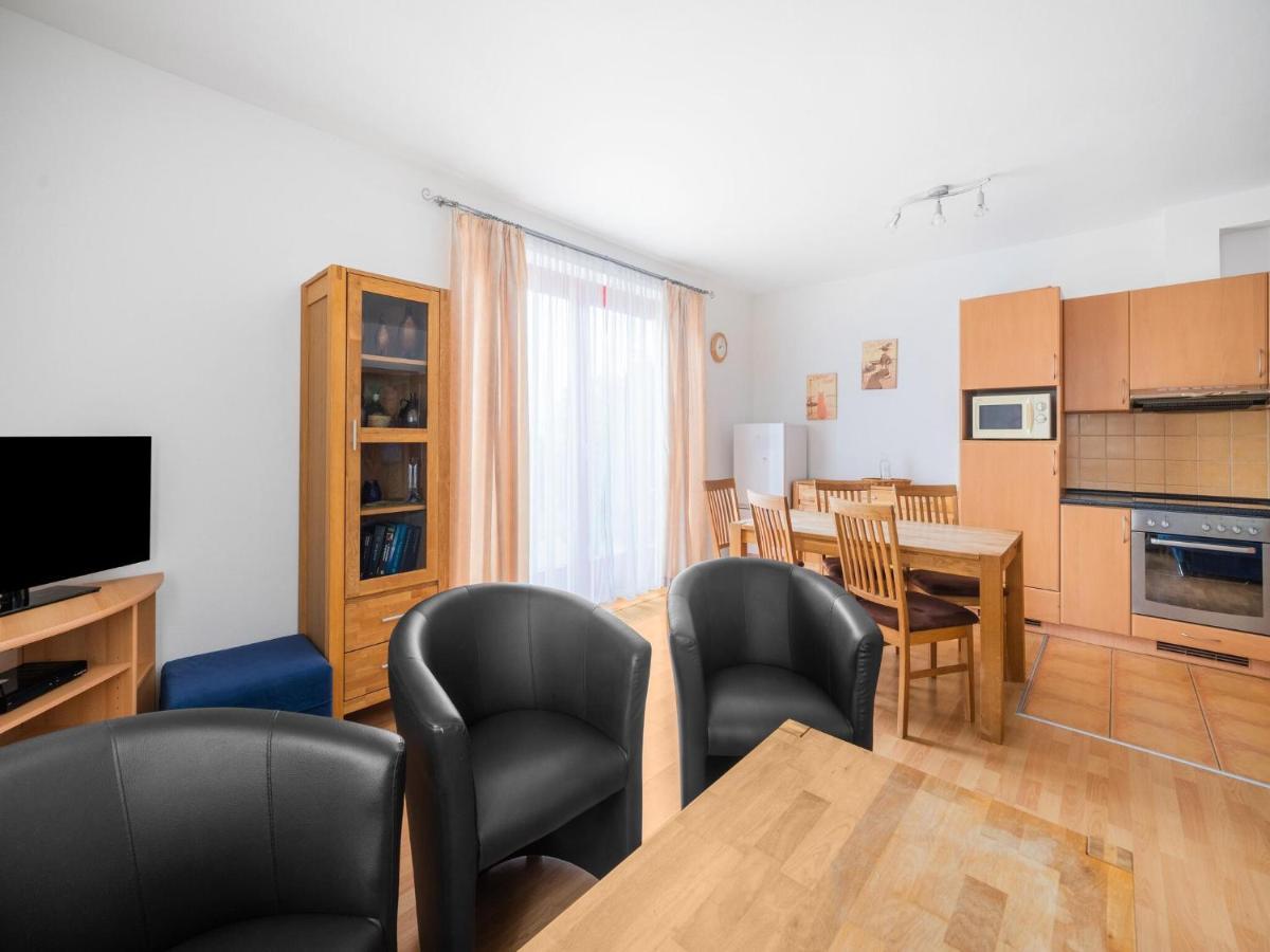Comfortable Holiday Home In Lipno With Garden Липно над Вълтава Екстериор снимка
