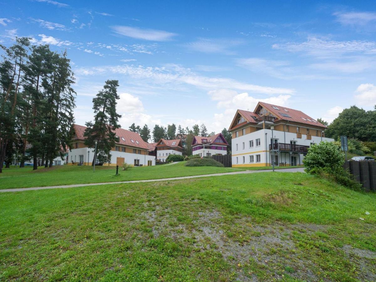 Comfortable Holiday Home In Lipno With Garden Липно над Вълтава Екстериор снимка